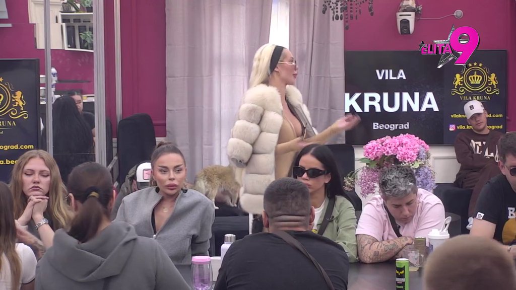 Ne zna na koju će stranu: Luka potkačio Aneli zbog prekida veridbe, pa odmah promenio ploču i stao u njenu zaštitu (VIDEO)