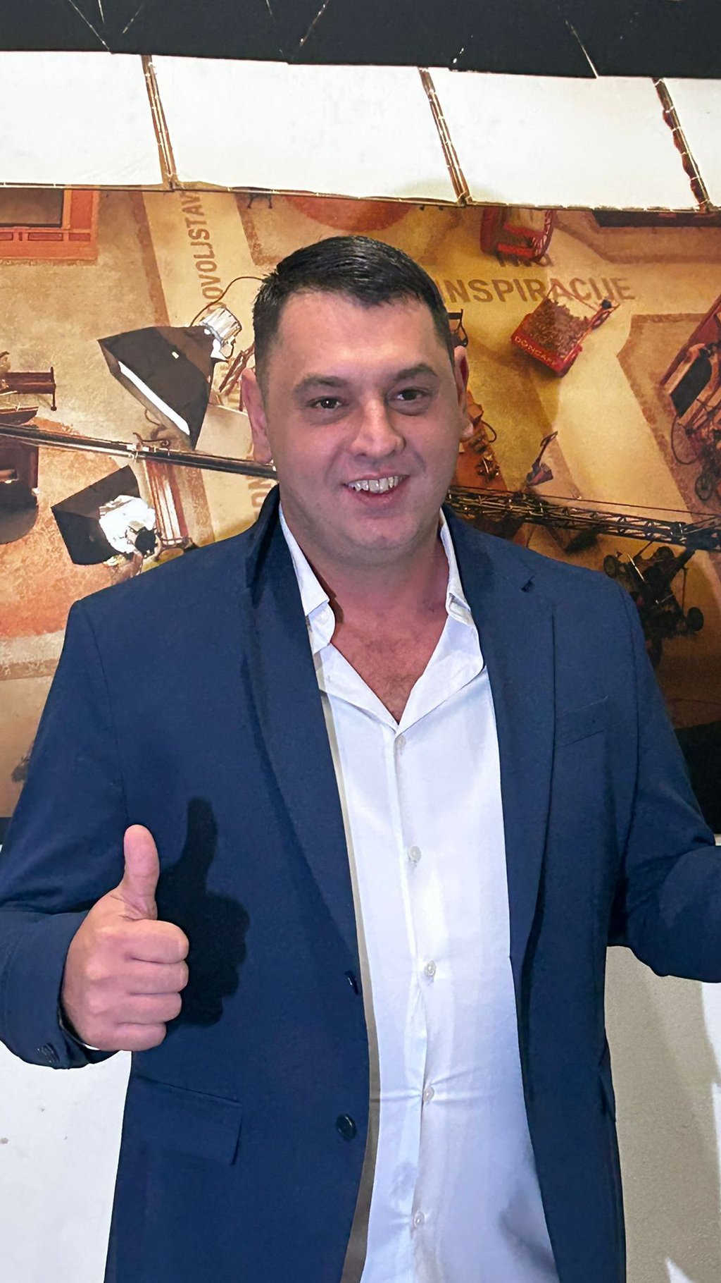 Maja je ušla u vezu sa njim više zbog Stanije: Bivši takmičar Elite opleo po Asminu, nahvalio Staniju pa joj zamerio jednu stvar, a evo šta kaže za Aneli