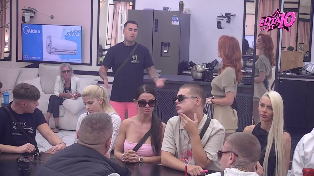 Milan sve vreme koristio Radojku? Zbog pitanja za Stojinog sina nastao muk u Beloj kući (VIDEO)