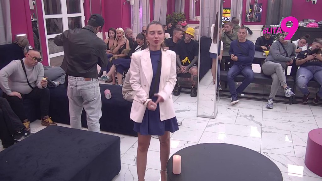 Samo što ne krenu saučešće da joj izjavljuju: Sara završila u suzama jer i dalje voli Ivana, Đukić joj zapalio sveću! (VIDEO)
