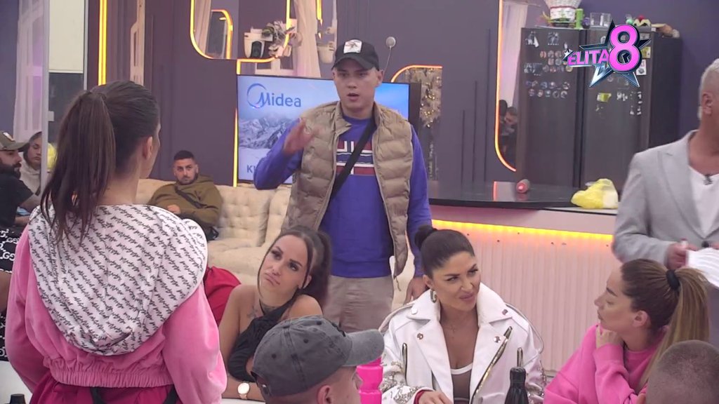 ISKRENI DO KOSKE! Ena i Peja pričom o svom odnosu izazvala METEŽ u Beloj kući: Ne obazirem se na to ko je s njom dobar i ko je vređa, već... (VIDEO)