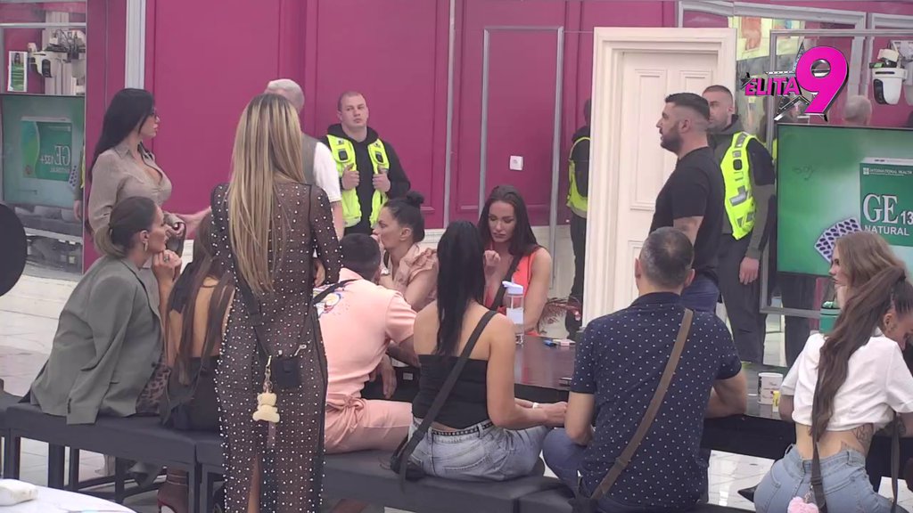 Tukao me, imala sam masnice: Aneli razotkrila Alibabu do srži, Stanija ostala u potpunom šoku! (VIDEO)