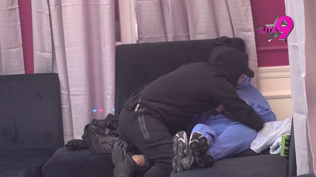 Da smo napolju ta osoba ne bi bila spomenuta: Anita besna kao ris na Luku, Aneli im bez ijedne reči pomrsila sve konce (VIDEO)