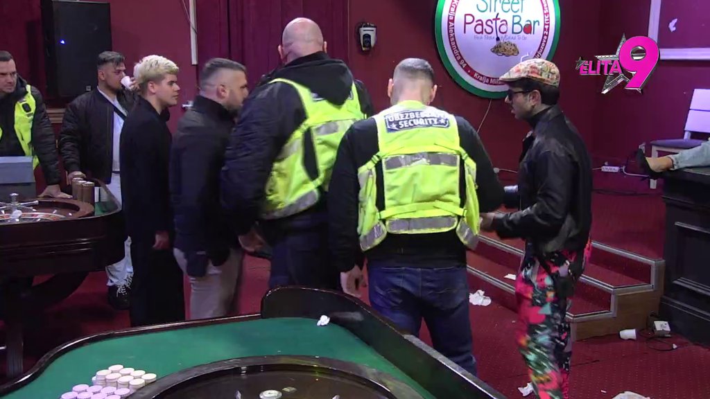 Lažno demonstiranje sile: Alibaba teroriše Filipa da bi se dokazao Maji, reagovalo obezbeđenje (VIDEO)