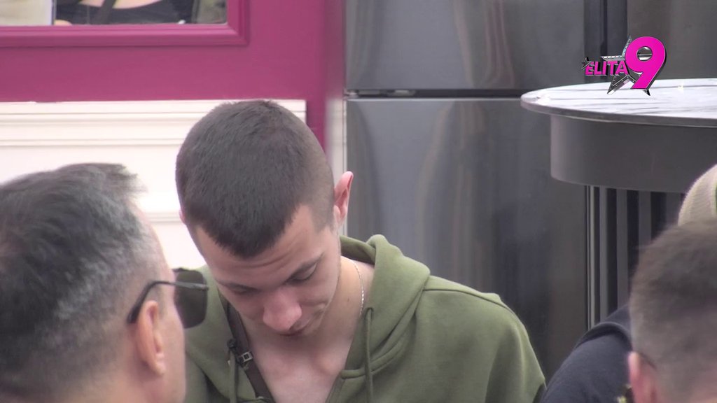 ŠOK I NEVERICA: Aneli istakla da Neriova porodica treba da živi na rubu egzistencije, a njena ćerka sa hiljadu evra mesečno! Navukla svojom izjavom gnev učesnika! (VIDEO)