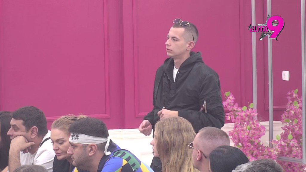 Za deset dana bi nam bilo dve godine: Janjuš se prisetio lepih momenta sa Aneli i sačuvao njen poklon, pa otkrio da li bi se pomirio s njom! (VIDEO)