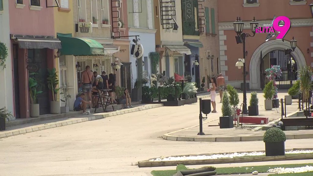 Vidi ti te noge! Bora ne prestaje da urniše Boginju, ona mu uzvratila: Čim izađeš na OPERACIJU UŠIJU! (VIDEO)