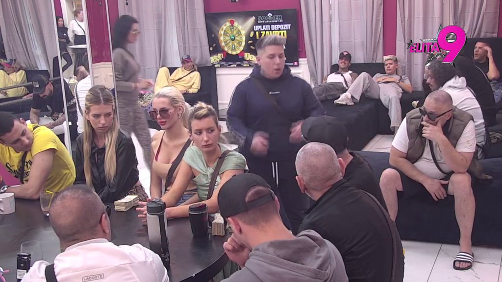 JEDVA DOČEKALA: Matora likuje zbog sukoba Anite i Anđela, Bora ponovo zapenio na nju (VIDEO)