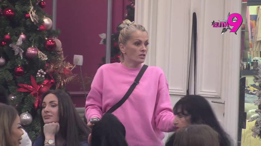 Vi na Božić varate i okrećete leđa Bogu: Uroš zaurlao na Kačavendu zbog Terze, pukao ga kompleks jer je Bora odneo pobedu u kvizu znanja (VIDEO)