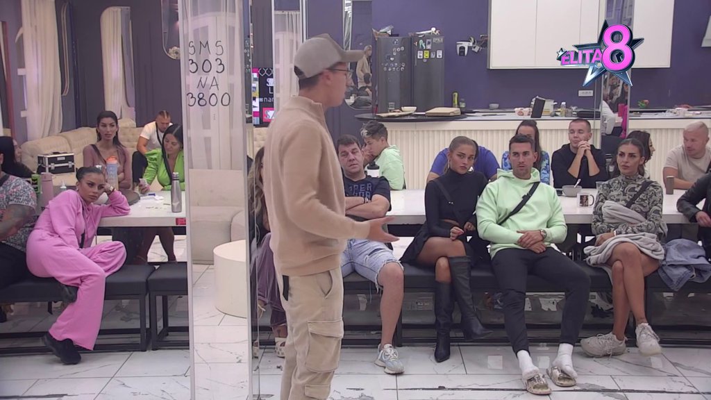 RAZVEZAO JEZIK: Afera Ene i Đanijevog sina uzdrmala Peju, uveren da joj je cilj da se nakači na poznate!  (VIDEO)