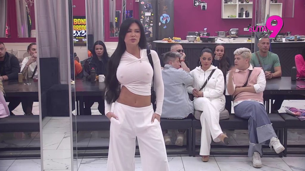 SRAMOTA ME JE OVOG ČOVEKA! Stanija nije štedela reči na Asminu: On je ljudska nakaza, pokupio bi mi svu imovinu! (VIDEO)