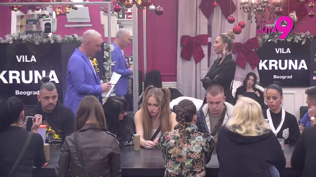 GASIM SE IZ PRIČA SA ŽENAMA: Asmin pokušao da se opere od Maje i Aneli, pa mu Marinkovićeva bez pardona ODBRUSILA: TO SU TVOJE MANIPULATORSKE FORE! (VIDEO)