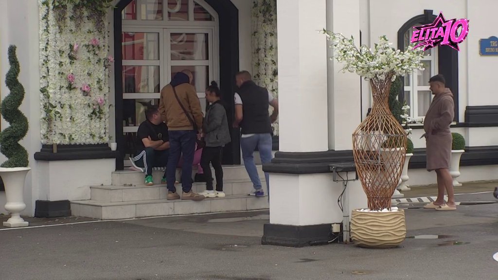 Ti si mi velika žrtva: Milan Popov postavio Radojku na mesto, više ne može da trpi njene gluposti! (VIDEO)