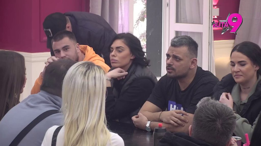 Bio si sa Milicom na AFTERIMA! Terza krenuo žestoko sa 'pucanjem' po Bori, Santana mu uzvratio DUPLOM MEROM: Misliš da su tvoje devojke bolje od Mace Diskrecije?! (VIDEO)