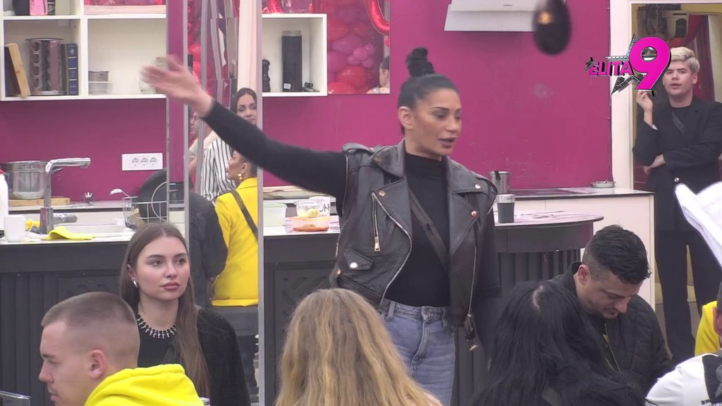 Evo koliko često Kačavenda priča o Anđelu i njegovim vrelim slikama koje joj je slao (VIDEO)