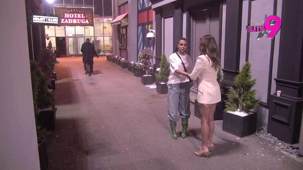 Nisu mogli ni da nam priđu: Anita razvezala jezik i žestoko potkačila Anđelu i Gastoza! (VIDEO)