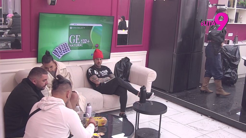 Sateran u ćošak: Alibaba izvukao iz Filipa istinu o Teodori, pa sve šokirao priznanjem za Maju! (VIDEO)