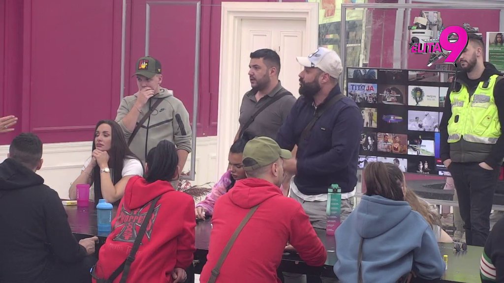 HAOS ZA CRNIM STOLOM! Stanija nastavila da ponižava Asmina: Ti si muška kukavica (VIDEO)