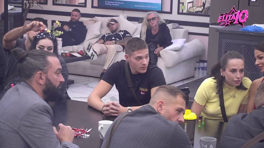 STOJO IZVINI: Rada precrtala Milana za sva vremena, pa poslala poruku njegovoj majci (VIDEO)