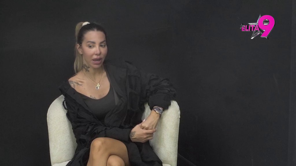 Njima niko nije naredio da ona ovde ostane trudna! Aneli raskrinkala Lukine tajne signale, predviđa njegov i Anitin kraj za godinu dana (VIDEO)