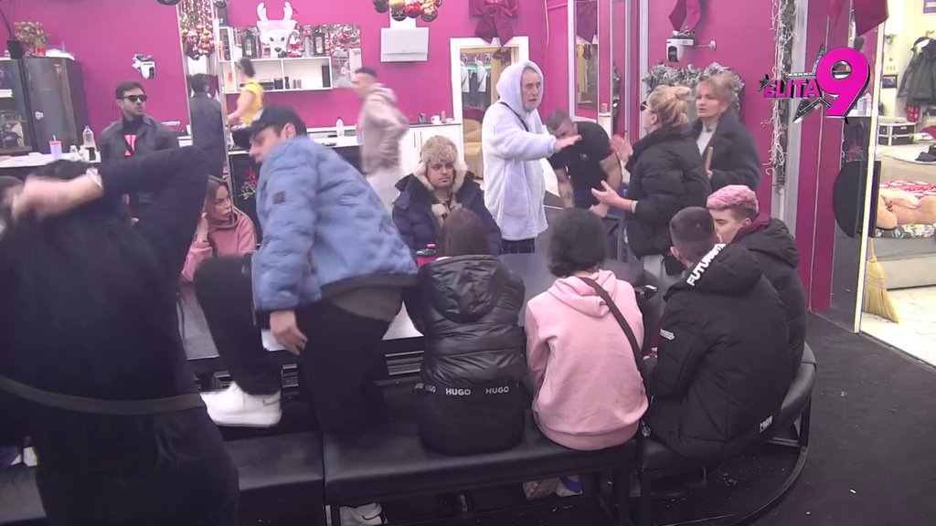 SMIRI SE ČOVEČE, OBOLEO SI! Mića zaurlao na Boru zbog advokatice, neće više ovo da trpi! (VIDEO)