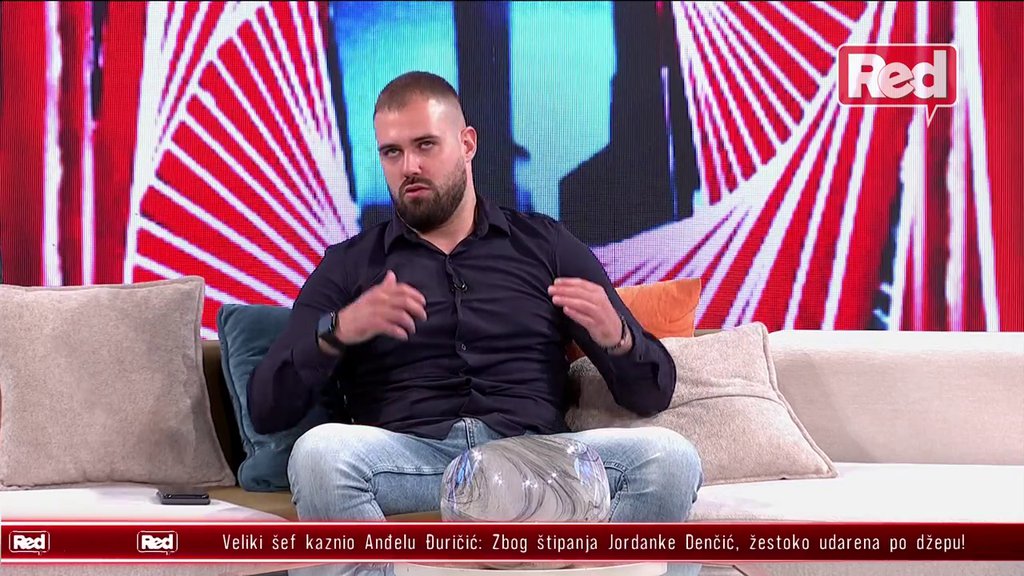 Milica Veličković ga ne ostavlja na miru: Uroš Rajačić obelodanio sve detalje njihovog novog kontakta, evo da li su se pomirili! (VIDEO)