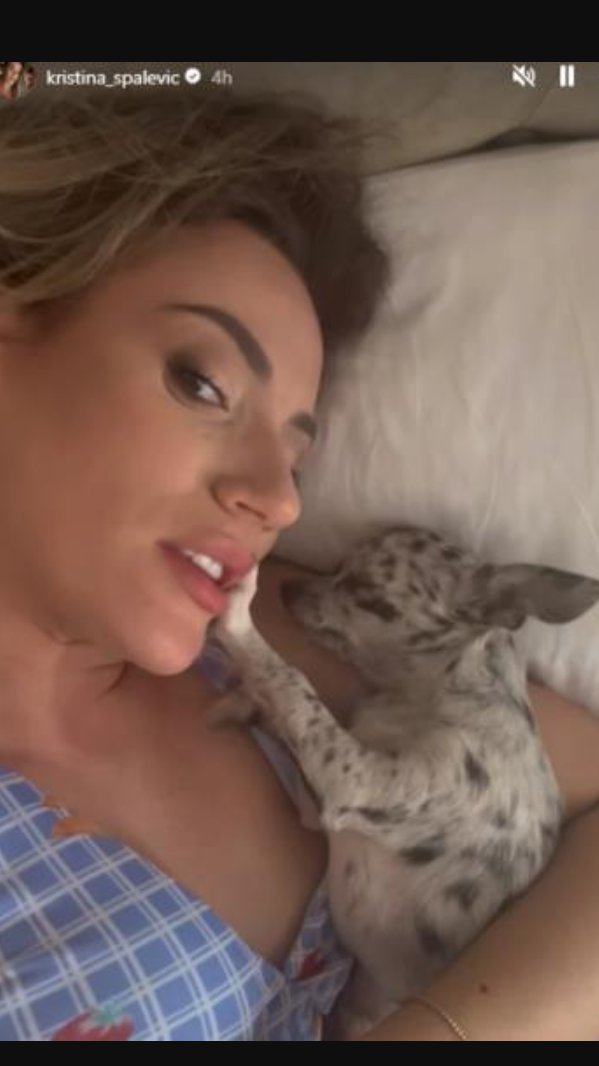 KRISTINA NAKON RASTANKA OD KRISTIJANA OBJAVILA SNIMAK IZ KREVETA: Snimala se nasmejana, a sad sve objavila, fanovi šokirani (FOTO)