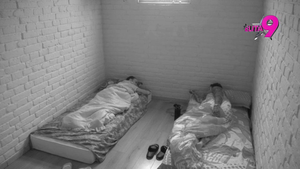 UVEK SAM STAVLJAO PARTNERKE ISPRED SEBE! Filip se požalio Teodori na svoje NEUSPELE VEZE, Delićeva ga ubeđivala da je ONA DRUGAČIJA! (VIDEO)