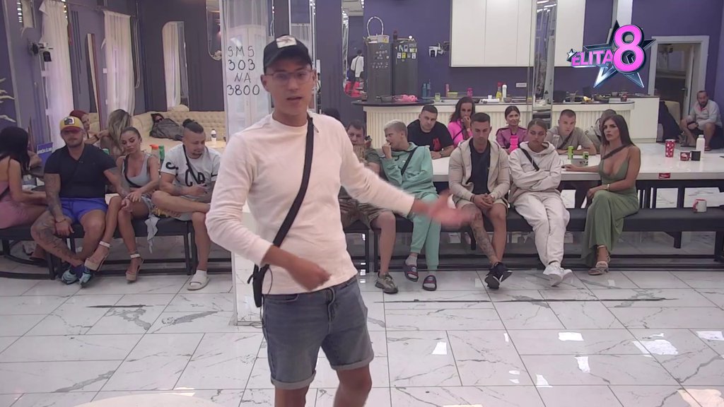 PONAŠAŠ SE KAO DA TE JE VASPITALA ALKOHOLIČARKA: Peja nastavlja da ključa, ne prestaje da PONIŽAVA Čolićevu (VIDEO)