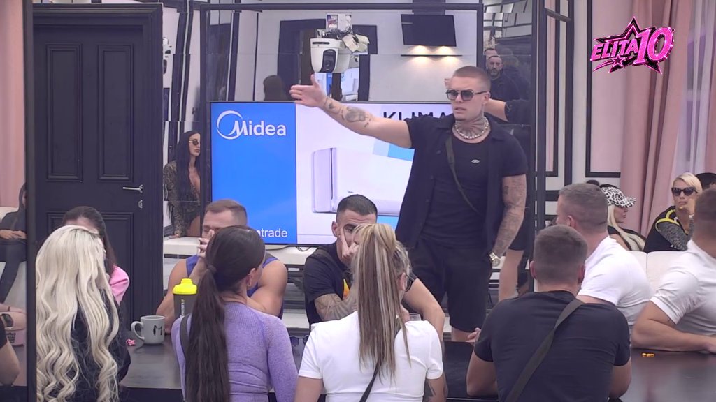 Rat nekadašnjih partnera: Jovana istakla da se oseća iskorišćeno od strane Leona, on opleo po njenoj prošlosti: Rekla si mi da si abortirala tri puta! (VIDEO)