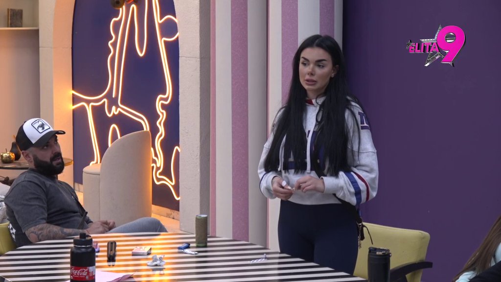 On bi pristao na sve, pustio je Teodoru da radi šta hoće... Filip se otvoreno suprotstavio Bebici, pa ga ponizio kao nikad! (VIDEO)