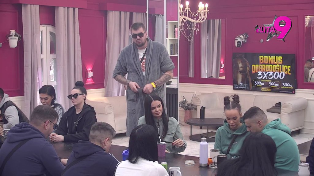 NEKAD STE ZANIMLJIVE, ALI NE UVEK: Janjuš se obratio Maji i Aneli, pa Luks dao svoj sud o najzabavnijim učesnicima! (VIDEO)