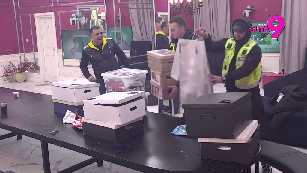 Kao da nikad nije bila preljubnica! Fanovi obradovali Teoodoru i Bebicu za mesečnicu, oprostili joj svaku izdaju! (VIDEO)