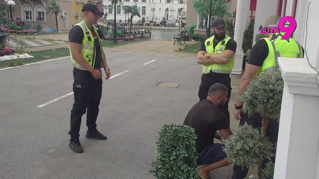 Glumiš moju žrtvu, bolesna si! Asminu skočio pritisak i Maji sasuo sve u lice, a onda je unakazio zbog Filipa Cara: Pričaš da ga voliš najviše (VIDEO)
