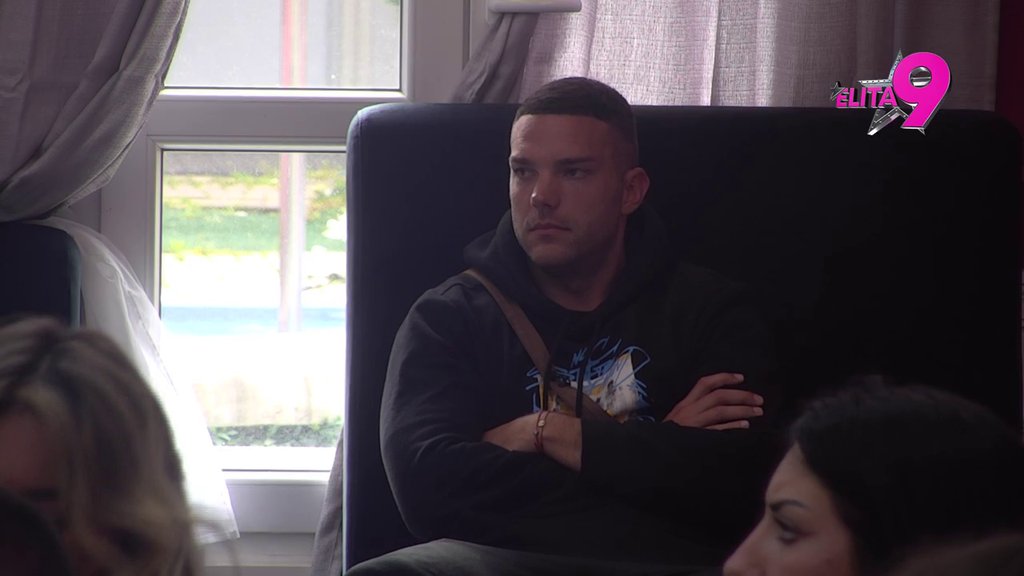 Tako skromnu osobu skoro nisam sreo: Janjuš očaran ponašanjem Vanje Prodanović, komentarima je vinuo u nebesa! (VIDEO)