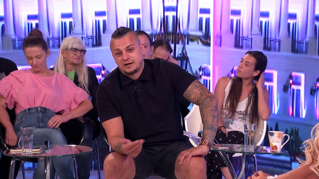 Nije štedela reči! Gledateljka obrisala patos sa Sofijom, pa Terzi očitala lekciju života! (VIDEO)