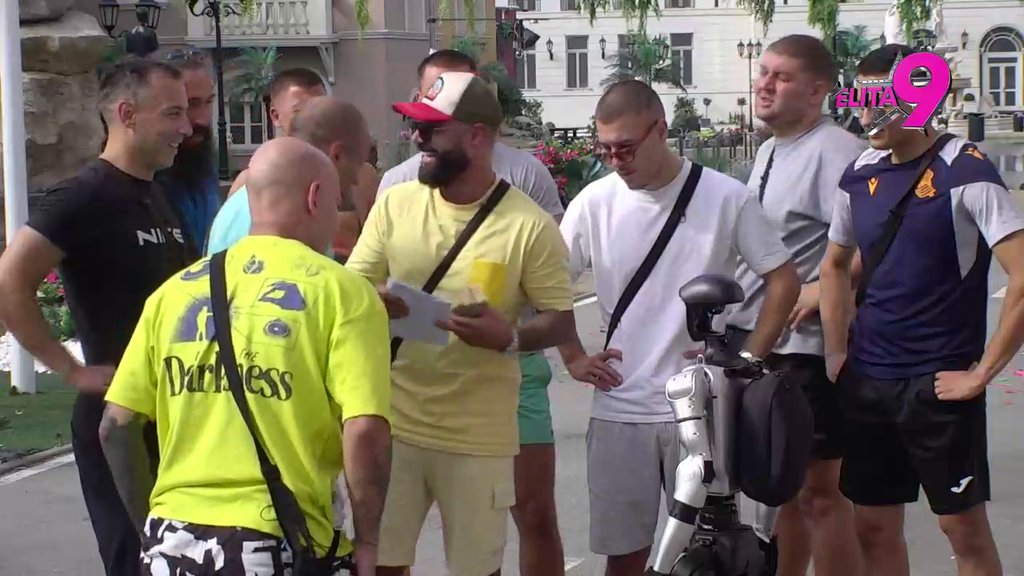 NADA SE NJIHOV RASKIDU: Luka raskrinkao Milana Stojičkovića, otkrio da je poput TETREBA zaljubljen u Teodoru Delić! (VIDEO)