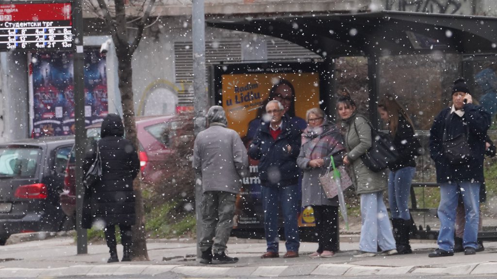 SRBIJA NA UDARU KIŠE I SNEGA Hitno se oglasio RHMZ: Evo gde se najviše očekuju nepogode (FOTO)