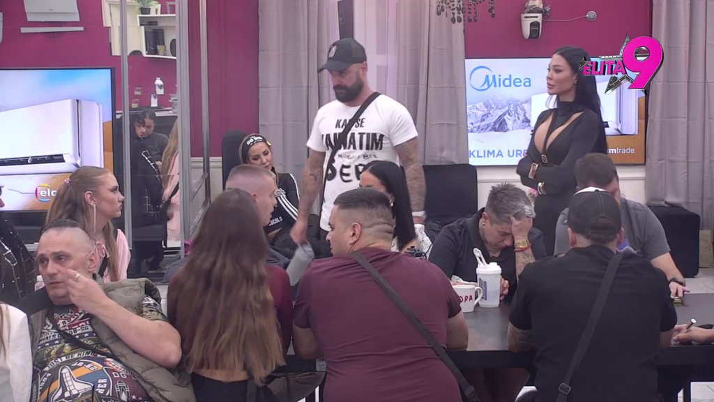 Nikad nisam osetio nešto prema Maji: Luka priznao da nema potrebu da vređa Marinkovićevu, Aneli pobesnela: Ne obraćaj mi se večeras! (VIDEO)