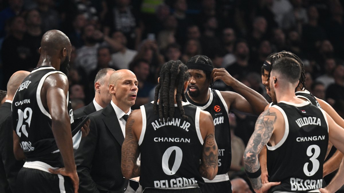 CRNO-BELI SLAVILI U SARAJEVU: Partizan pobedio Bosnu u četvrtom kolu ABA lige!