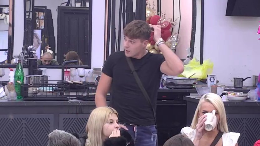 Jasenka ponovo pokušala da se približi Miljani Kulić, ona je psovala pred svima: Novi sukob trese Elitu! (VIDEO)
