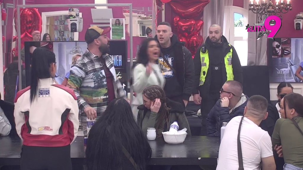 Nađi devojku da ti gura prste... Anita i Anđelo U NEVIĐENOM SUKOBU, on joj spomenuo bivšeg partnera i SUDSKI PROCES! (VIDEO)