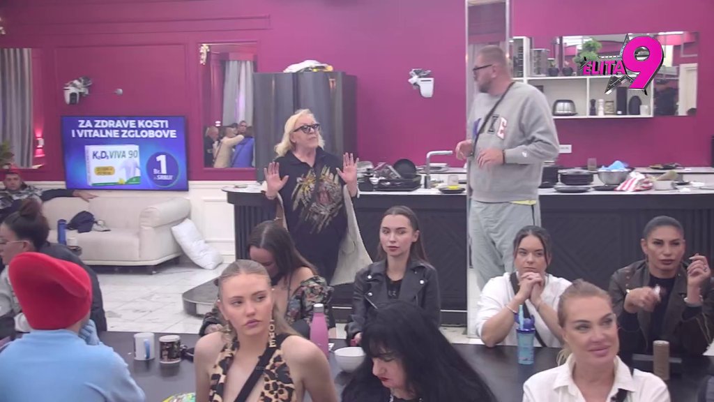 Isplivalo Zoričino dupljaštvo! Anđelo je saterao u ćošak u samo par koraka, ona pokušala da se opere: Kod njega je sve fejk, kao i Anita! (VIDEO)