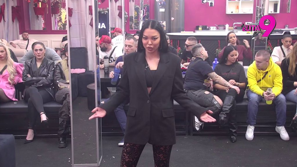 On se kladi s Janjušem, pa šta sam ja, limenka?! Maja progovorila o Filipovom povlačenju u sebe, pa priznala: On da je to hteo, on bi razgovarao sa mnom (VIDEO)