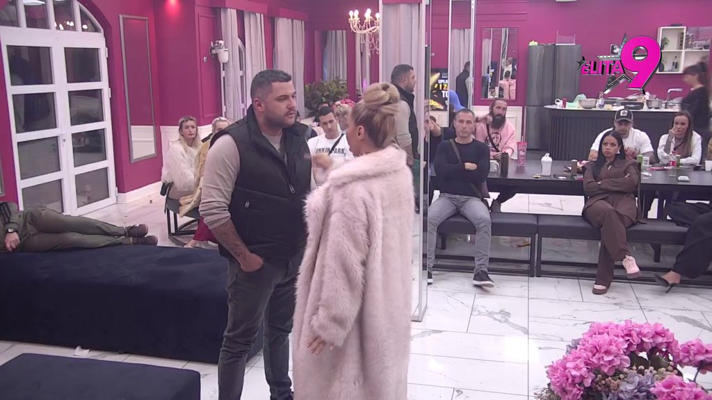 Dobio je rak zbog njih tri: Asmin izneo detalje iz života Anelinog pokojnog oca! Aneli brutalno ponizila Staniju: Spala je na jednog neznanca sa Instagrama (VIDEO)