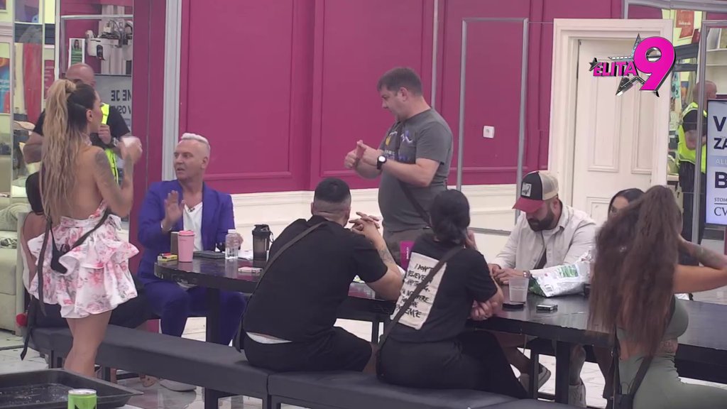 Ne viđam ćerku jer joj je majka utuvila u glavu DA SAM LOŠ: Ivan zaurlao na Aneli zbog naslednice Lene i Goce Tržan: Što mu tražiš pare ako mu ne daš dete?! (VIDEO)