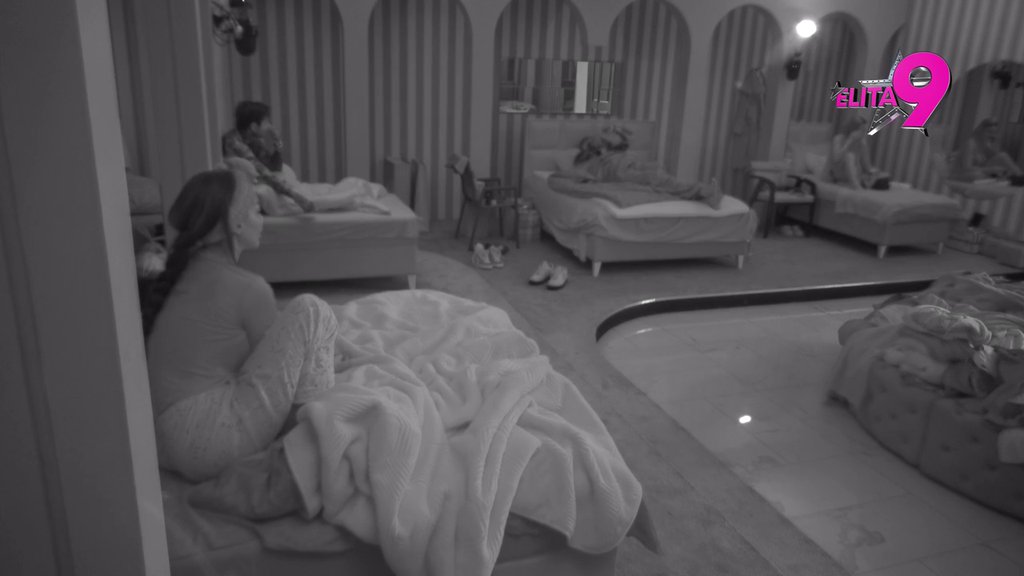 Sve gori u kući odabranih: Maja i Filip u novom okršaju, pljušte niski udarci! (VIDEO)