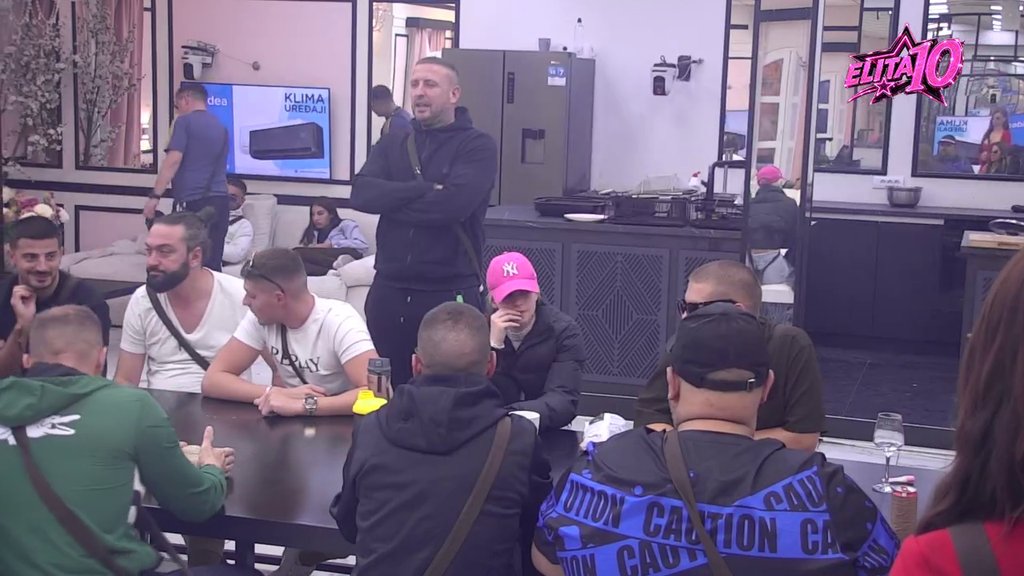 Pljušte prozivke u Beloj kući! Miljana potkačila Ivana, iskoristila priliku da mu saspe sve u lice (VIDEO)