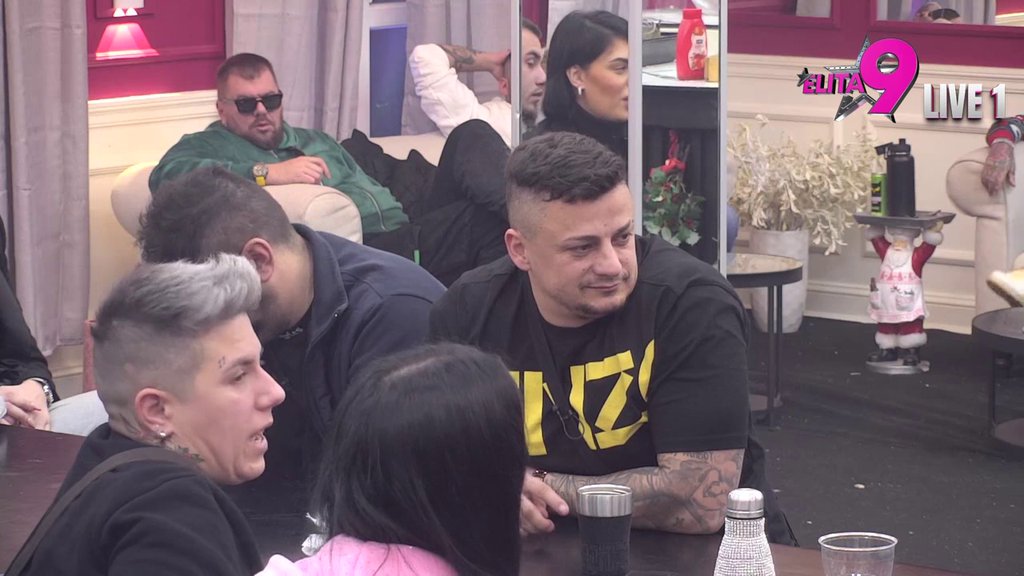 Sve ću da radim da ih razdvojim: Bebica zapretio Tezi tužbom, pa dobio rafalnu paljbu od njega! (VIDEO)