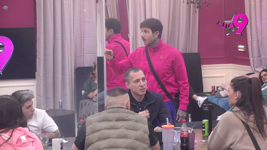 Ponovo zakuvala Maja Marinković: Boginja izgorela od ljubomore i pukla na Filipa, on joj odmah skratio jezik!  (VIDEO)